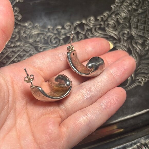 Vintage Sterling Silver 925 Elegant Statement Curved Hoop Earrings - Picture 2 of 11